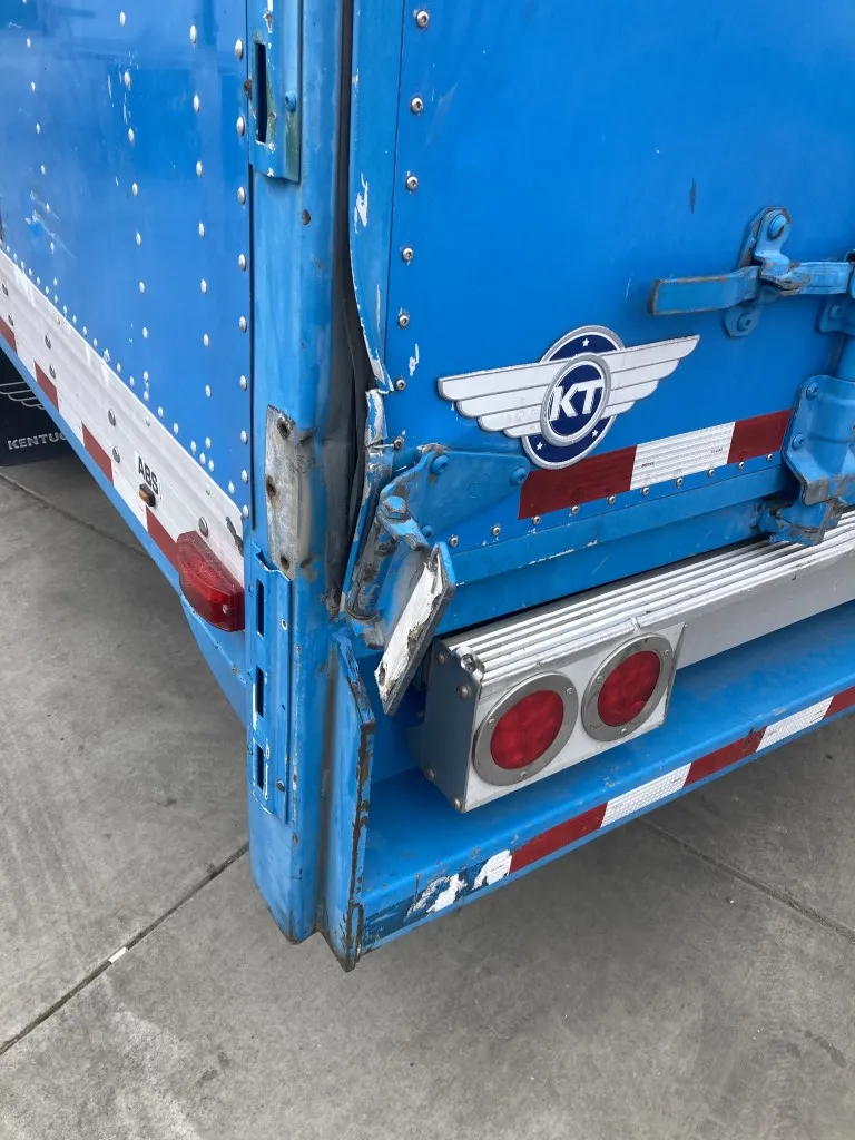 53-foot commercial trailer rail and body repair in San Diego by HD Truck Body